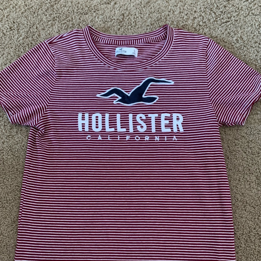 Hollister striped tee shirt